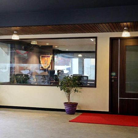Hotel Treebo Trend Royal Madurai Exterior foto