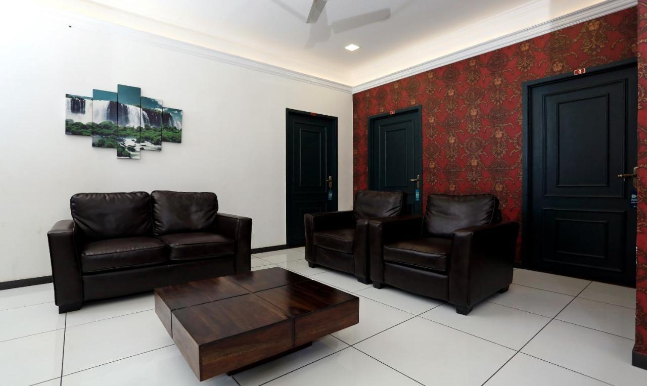 Hotel Treebo Trend Royal Madurai Exterior foto